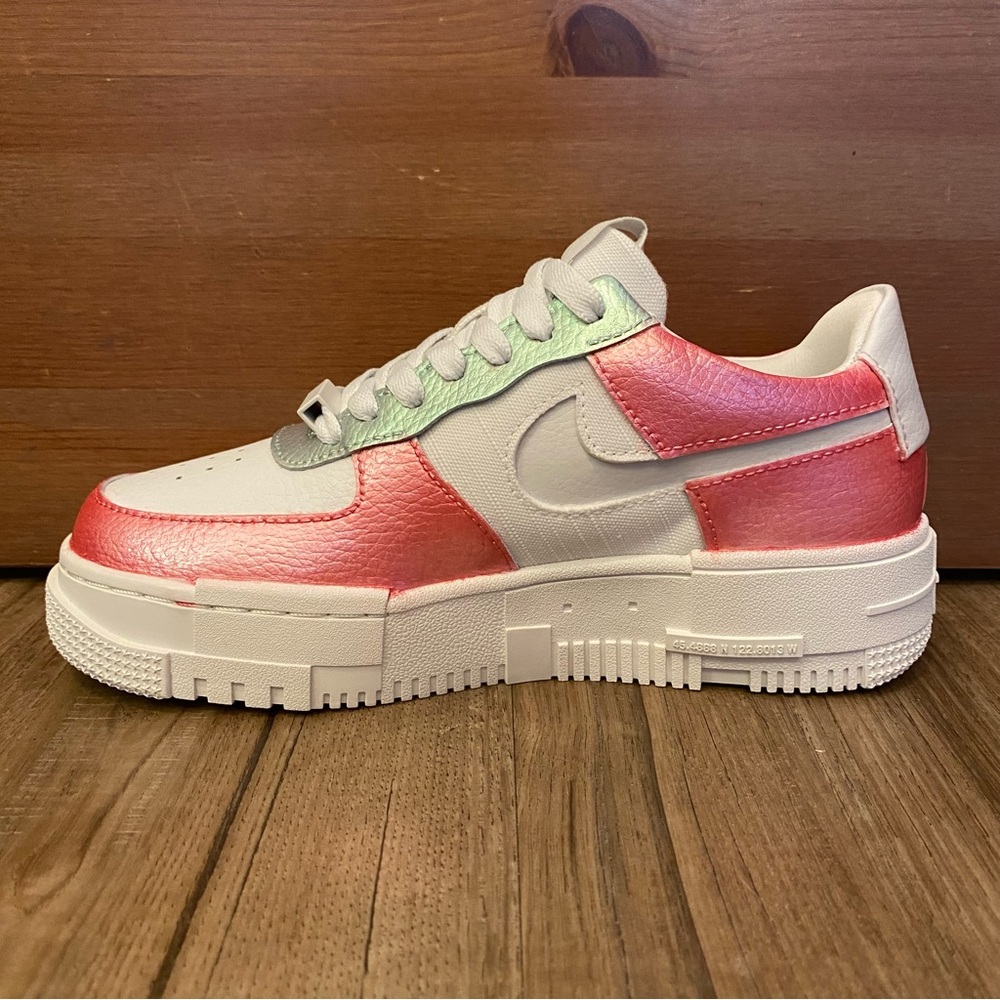 💖NEW💖 CUSTOM NIKE AIR FORCE 1 LOW PIXEL - Picture 10 of 14